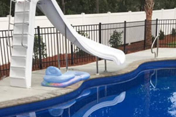 fiberglass-swimming-pool-accessories-slides