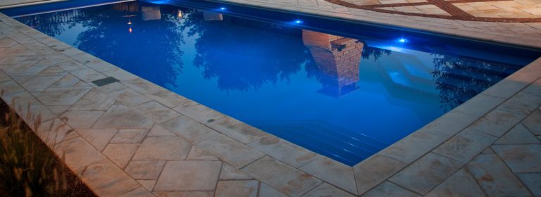 best fiberglass pool manufacturers